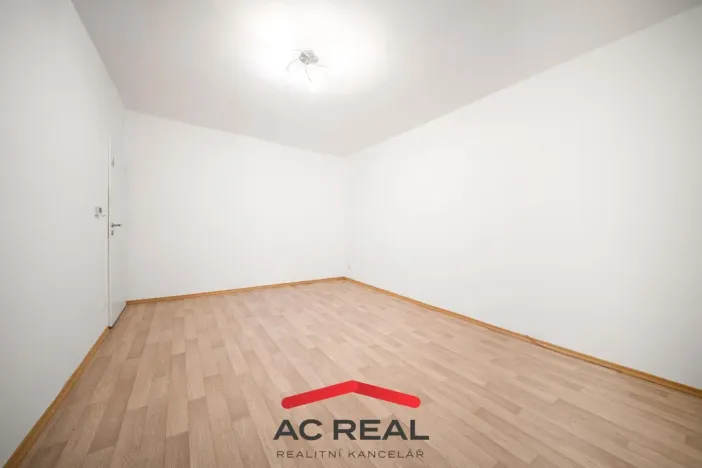 Prodej bytu 2+1, Rosice, Husova čtvrť, 55 m2