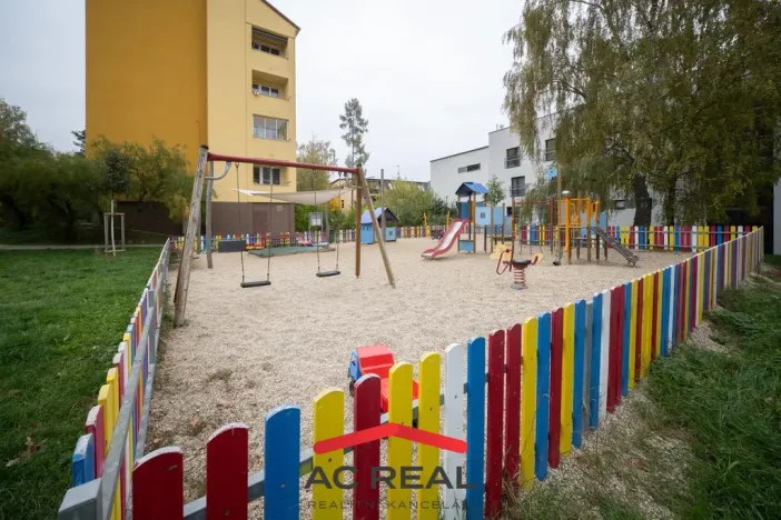 Prodej bytu 2+1, Rosice, Husova čtvrť, 55 m2