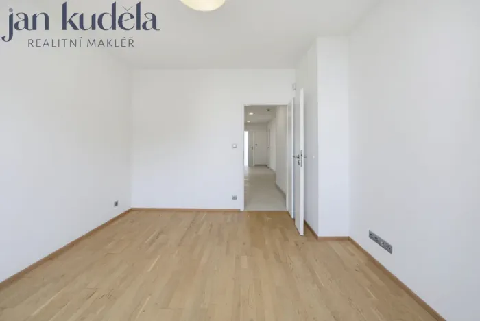 Pronájem bytu 3+kk, Praha - Holešovice, V háji, 74 m2