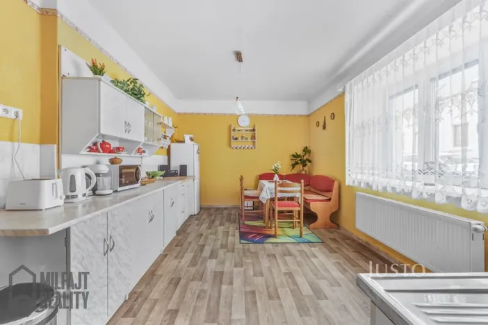 Prodej rodinného domu, Nové Město pod Smrkem, Palackého, 193 m2