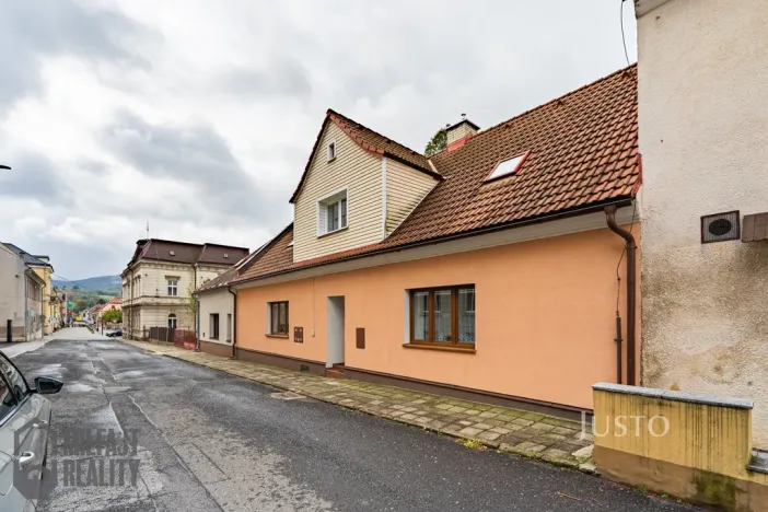 Prodej rodinného domu, Nové Město pod Smrkem, Palackého, 193 m2