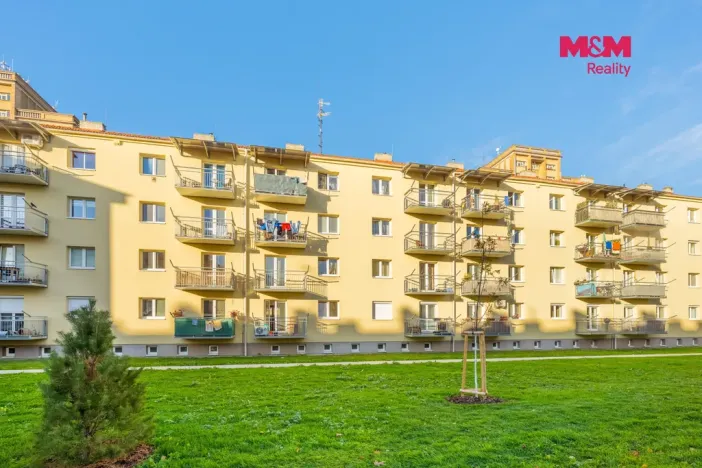 Prodej bytu 2+1, Kladno, Petrohradská, 54 m2