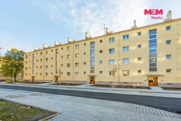 Prodej bytu 2+1, Kladno, Petrohradská, 54 m2