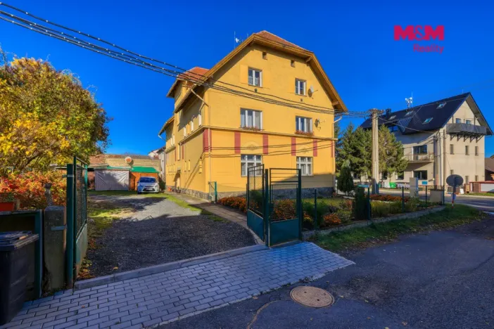 Prodej bytu 1+kk, Klatovy - Luby, 34 m2