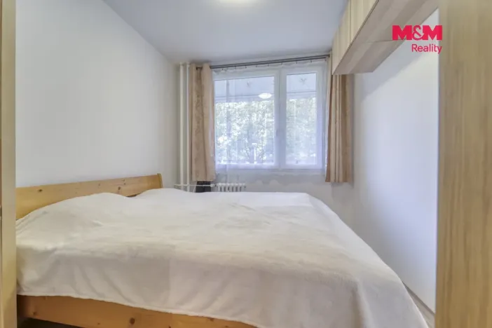 Prodej bytu 2+kk, Praha - Prosek, Vysočanská, 34 m2