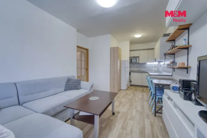 Prodej bytu 2+kk, Praha - Prosek, Vysočanská, 34 m2