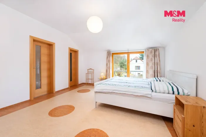 Prodej rodinného domu, Praha - Dejvice, V Šáreckém údolí, 230 m2
