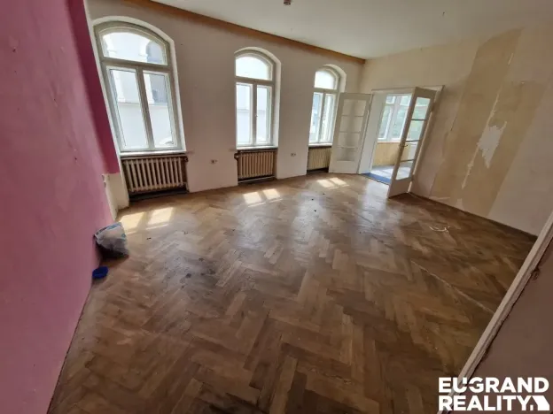 Prodej vícegeneračního domu, Sebnitz, Německo, 920 m2