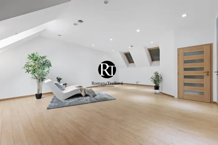Prodej rodinného domu, Olešná, 224 m2