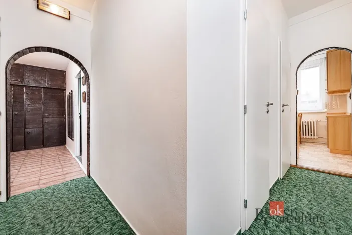 Pronájem bytu 2+1, Praha - Radotín, náměstí Osvoboditelů, 70 m2