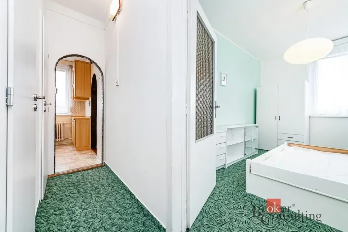 Pronájem bytu 2+1, Praha - Radotín, náměstí Osvoboditelů, 70 m2