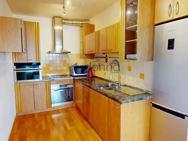 Pronájem bytu 3+kk, Praha, Zlešická, 68 m2