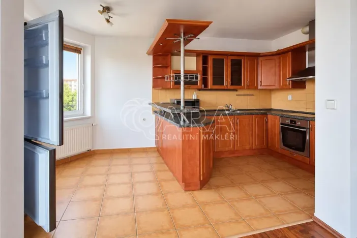 Prodej bytu 3+kk, Rudná, Havlíčkovo nám., 75 m2