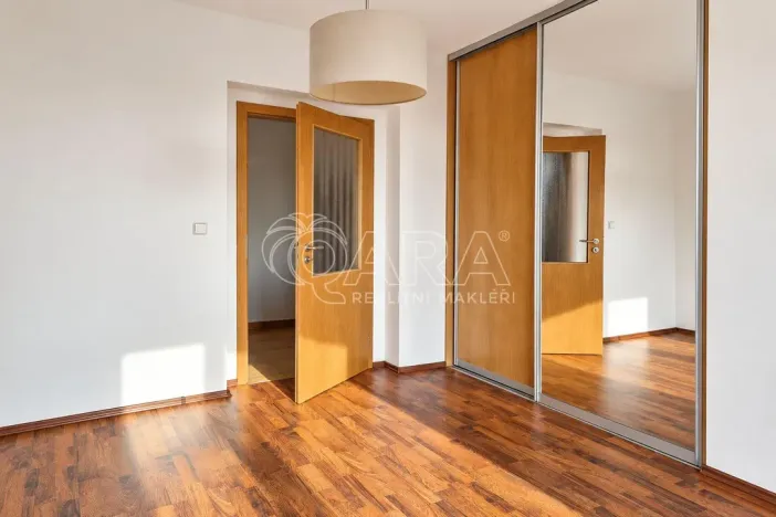 Prodej bytu 3+kk, Rudná, Havlíčkovo nám., 75 m2