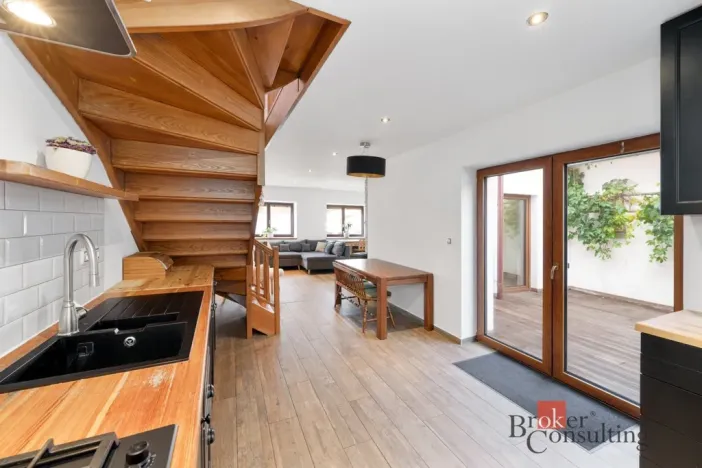 Prodej rodinného domu, Horoměřice, Do Oříšků, 115 m2
