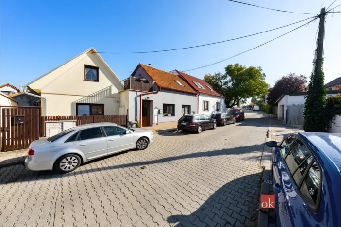 Prodej rodinného domu, Horoměřice, Do Oříšků, 115 m2
