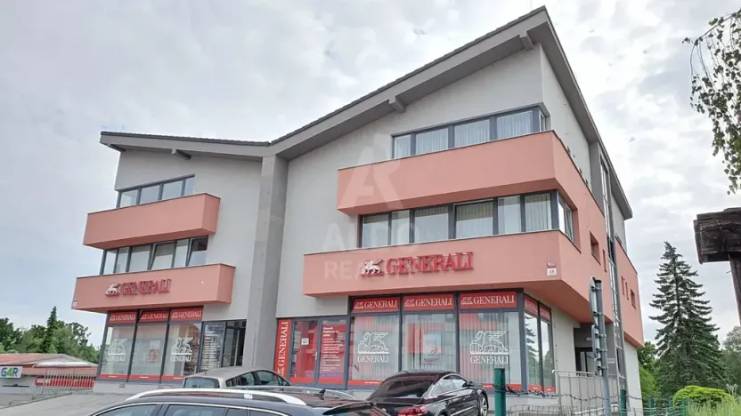 Pronájem kanceláře, České Budějovice, Husova tř., 89 m2