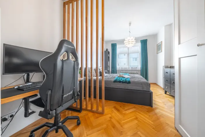 Prodej bytu 3+1, Praha, Novorossijská, 72 m2