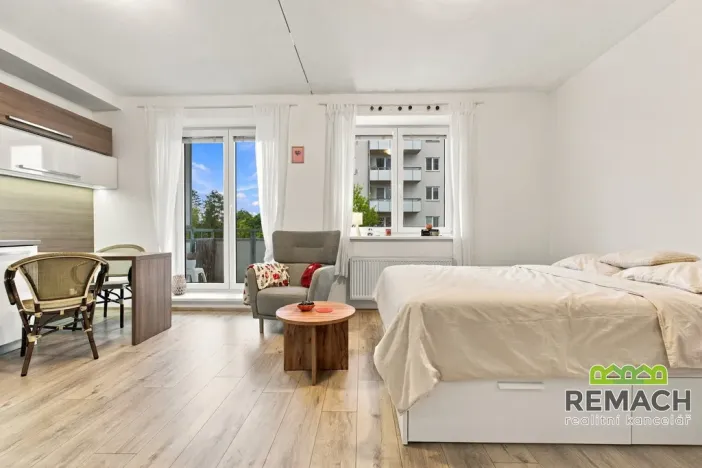 Pronájem bytu 1+kk, Uherské Hradiště, Zahrádky, 31 m2