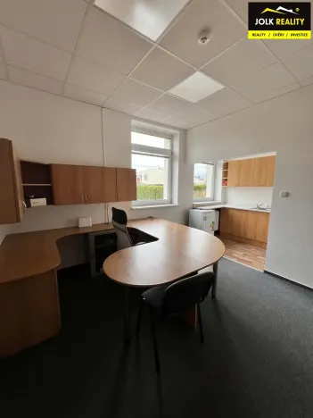 Pronájem kanceláře, Kravaře, Kostelní, 240 m2