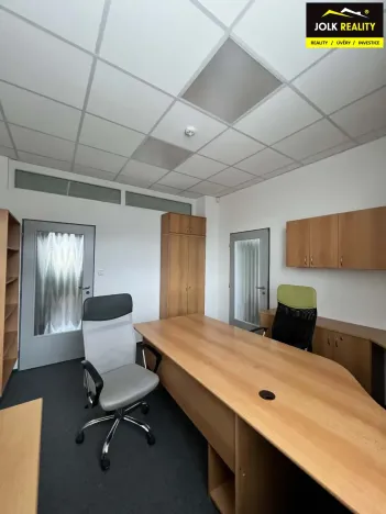 Pronájem kanceláře, Kravaře, Kostelní, 240 m2