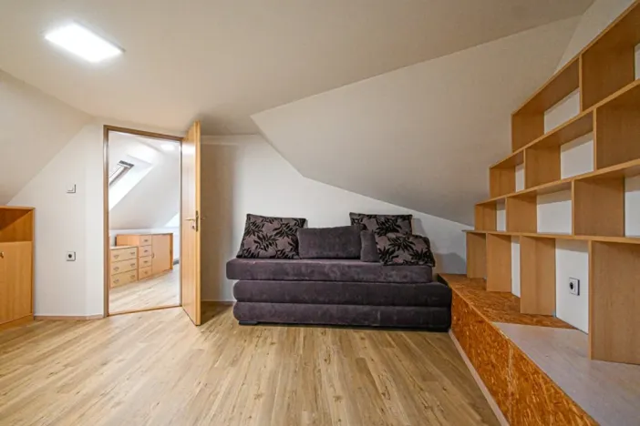 Pronájem bytu 6+kk a větší, Blansko, Zdíkova, 120 m2