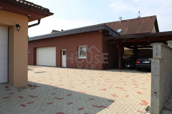Prodej rodinného domu, Mratín, U Hrušky, 215 m2