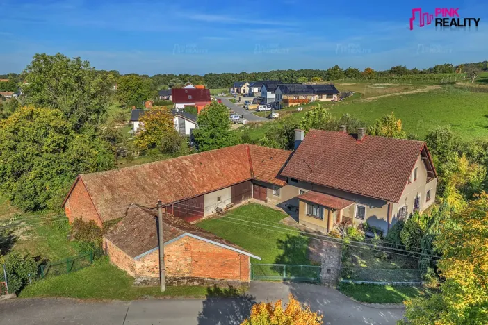 Prodej rodinného domu, Semechnice, 227 m2