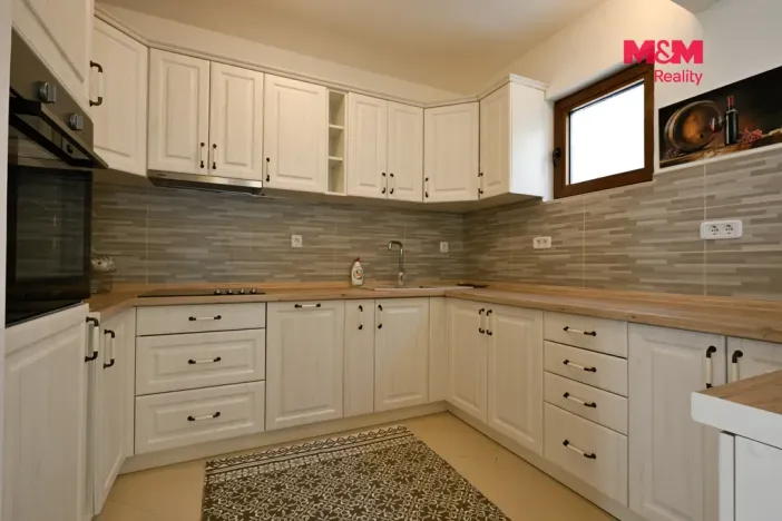 Prodej rodinného domu, Přelouč, B. Němcové, 350 m2