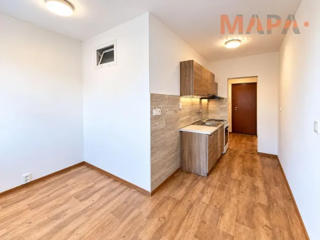 Prodej bytu 3+1, Chomutov, 17. listopadu, 79 m2