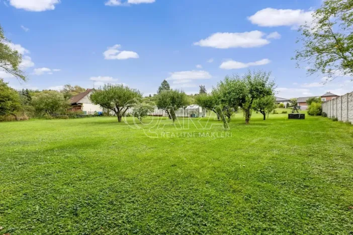 Prodej pozemku pro bydlení, Praha - Horní Počernice, Ke starým rybníkům, 1000 m2