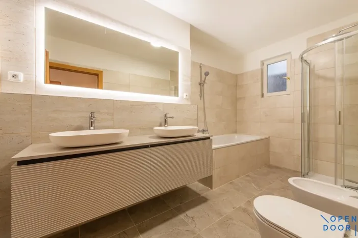 Pronájem bytu 5+kk, Praha - Vinohrady, U Havlíčkových sadů, 295 m2