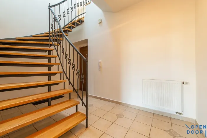 Pronájem bytu 5+kk, Praha - Vinohrady, U Havlíčkových sadů, 295 m2