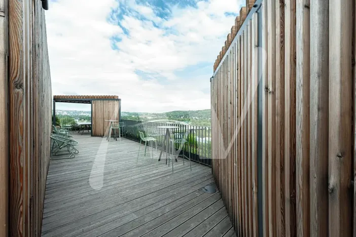 Pronájem kanceláře, Praha - Holešovice, Pod dráhou, 700 m2