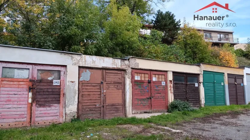 Prodej garáže, Ústí nad Labem - Ústí nad Labem-centrum, Bělehradská, 17 m2