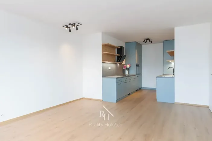 Pronájem bytu 2+kk, Kladno, Ke stadionu, 58 m2