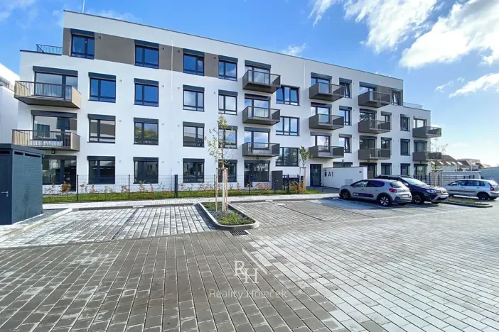 Pronájem bytu 2+kk, Kladno, Ke stadionu, 58 m2