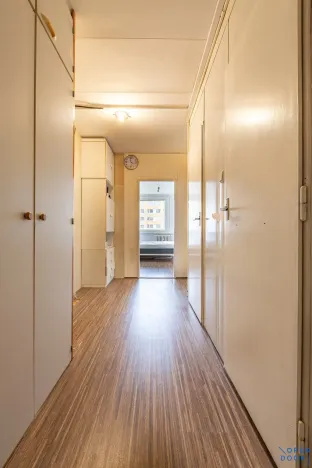 Pronájem bytu 2+kk, Praha - Kamýk, Smotlachova, 47 m2