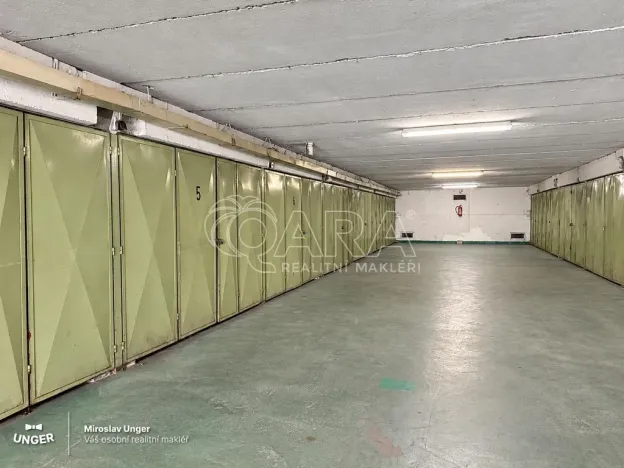 Prodej garáže, Praha - Troja, Písečná, 34 m2