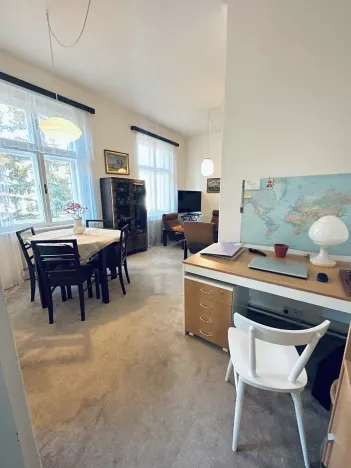 Prodej bytu 2+1, Karlovy Vary, Poděbradská, 56 m2