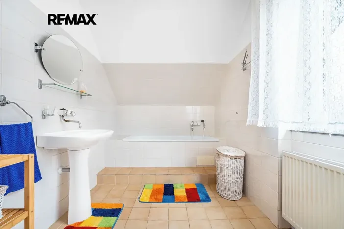 Prodej rodinného domu, Puklice, 200 m2
