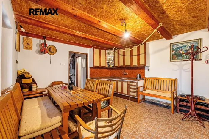 Prodej rodinného domu, Puklice, 200 m2