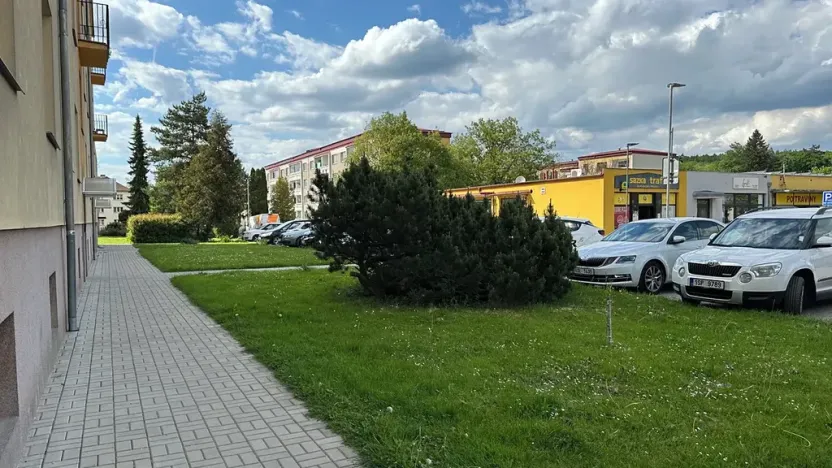 Prodej bytu 2+1, Týnec nad Sázavou, Družstevní, 53 m2