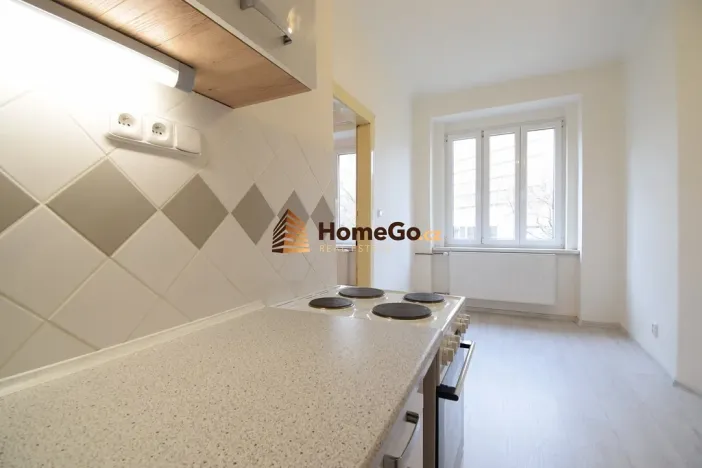 Pronájem bytu 2+kk, Praha - Nusle, Pod Terebkou, 47 m2