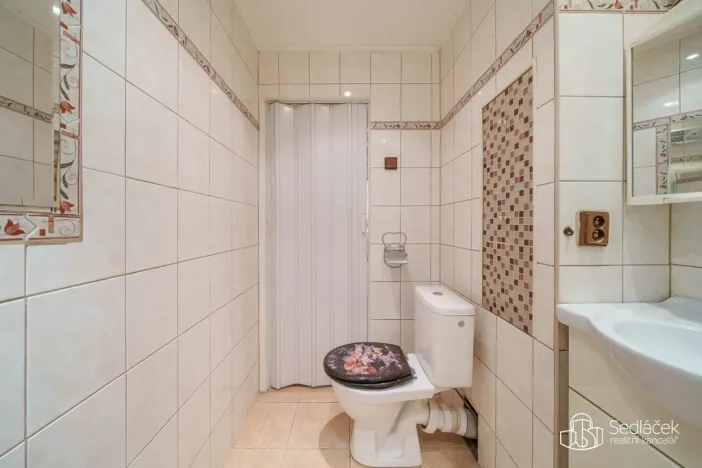 Prodej bytu 3+1, Bukovany, 66 m2