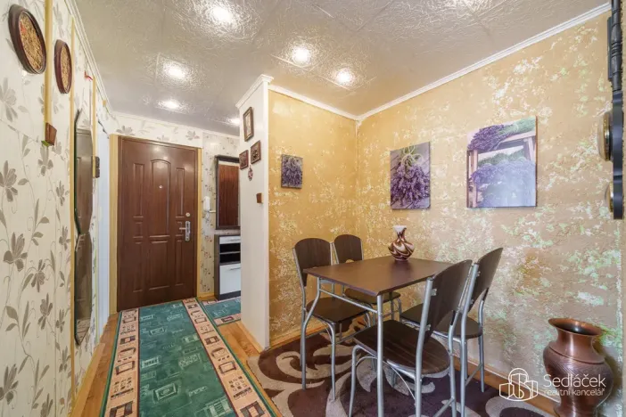 Prodej bytu 3+1, Bukovany, 66 m2
