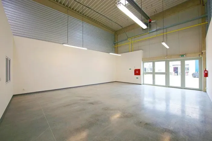 Pronájem skladu, Praha - Kyje, Průmyslová, 205 m2