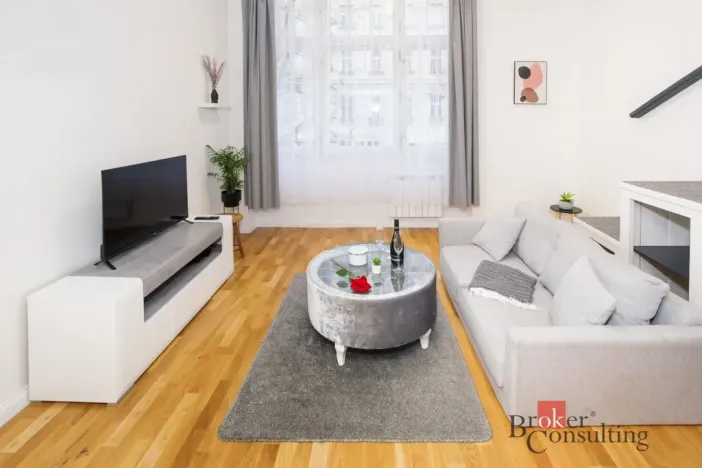 Prodej bytu 1+kk, Praha - Nové Město, Ječná, 33 m2