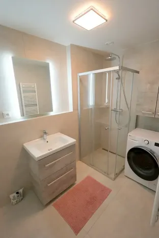Pronájem bytu 1+kk, Praha - Modřany, Mezi vodami, 39 m2
