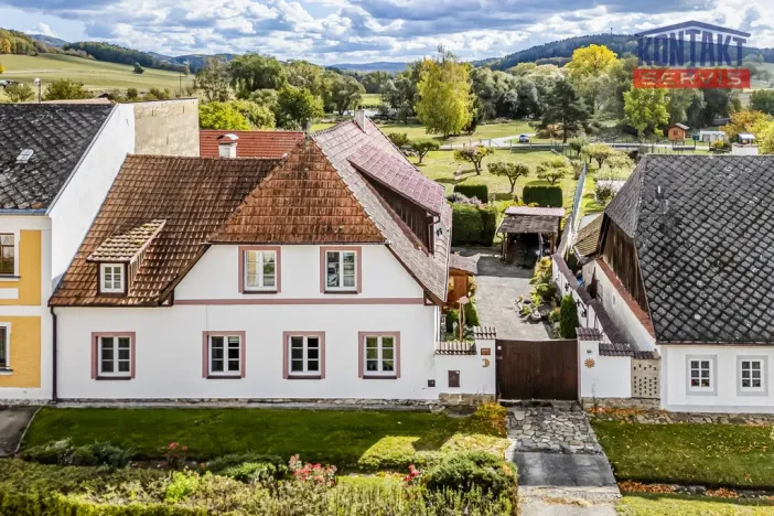 Prodej rodinného domu, Chvalšiny, 270 m2